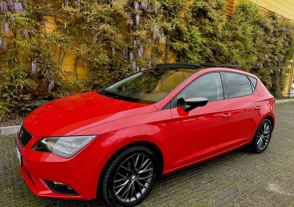 Seat Leon cena 49900 przebieg: 134000, rok produkcji 2015 z Warszawa małe 254